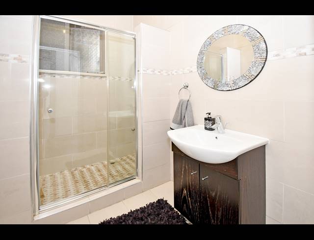 3 BEDROOM HOUSE FOR SALE IN CROSBY